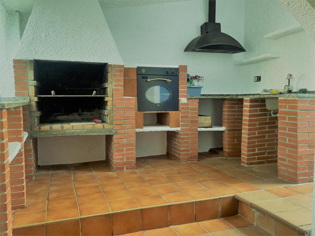 Casa Independiente Con Piscina A 2 Km. De La Playa Villa Segur de Calafell Ngoại thất bức ảnh